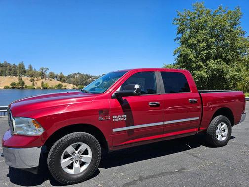 2015 RAM 1500 SLT