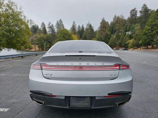 2015 Lincoln MKZ Base