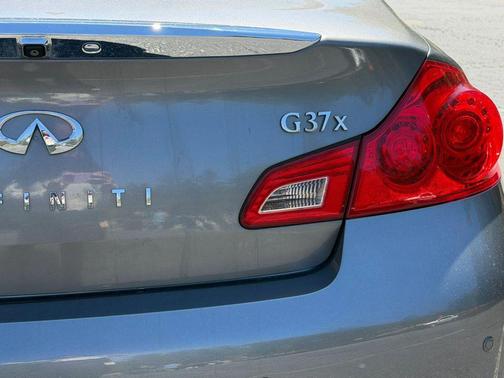 Graphite Shadow 2013 INFINITI G37x Base