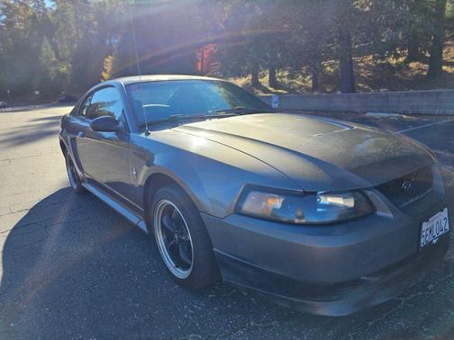 2003 Ford Mustang Deluxe