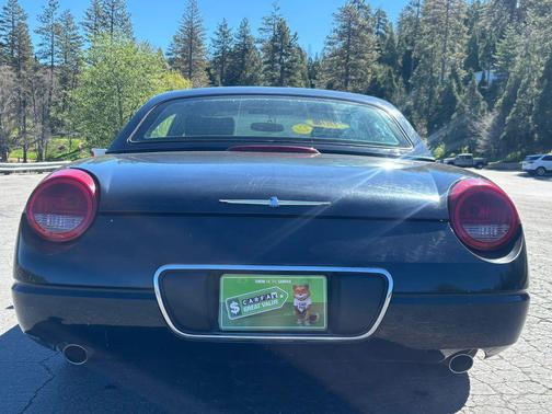 2002 Ford Thunderbird Base
