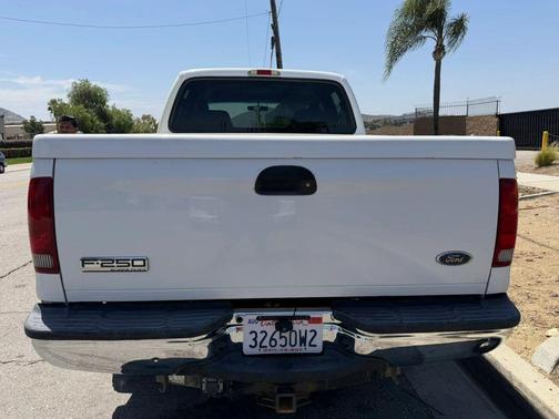 Oxford White Clearcoat 2005 Ford F-250 XLT