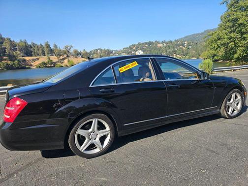 2011 Mercedes-Benz S-Class 4MATIC
