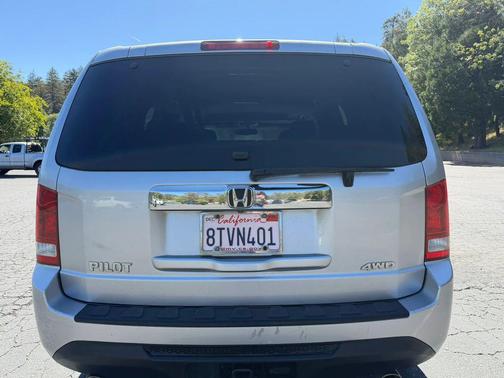Alabaster Silver Metallic 2012 Honda Pilot EX-L