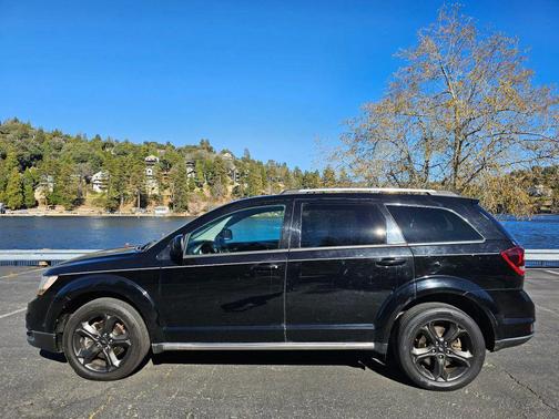 2018 Dodge Journey Crossroad