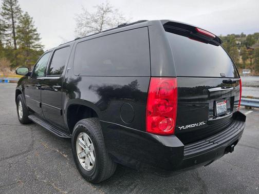 2013 GMC Yukon XL 1500 SLT