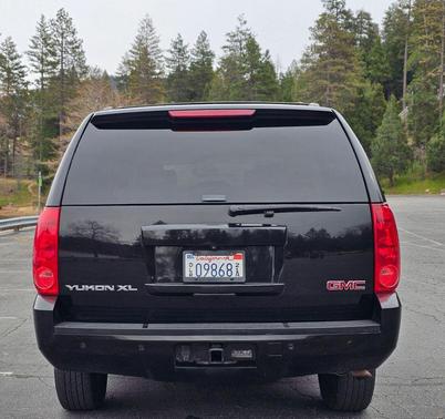 2013 GMC Yukon XL 1500 SLT