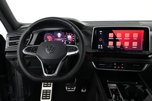 2024 Volkswagen Atlas Cross Sport 2.0T SEL R-Line