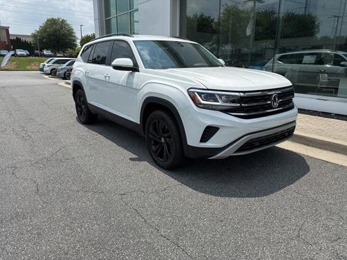 2023 Volkswagen Atlas 3.6L SE w/Technology