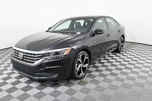 2021 Volkswagen Passat 2.0T R-Line