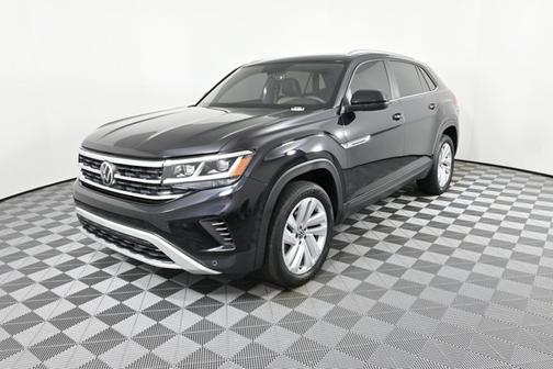 2022 Volkswagen Atlas Cross Sport 2.0T SE w/ Technology