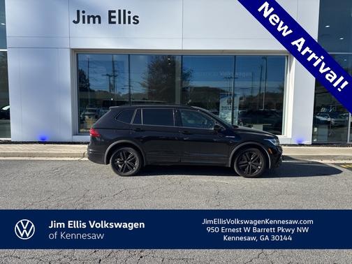 2022 Volkswagen Tiguan 2.0T SE R-Line Black