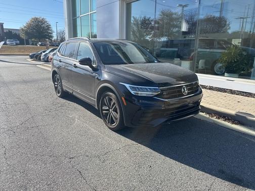 2022 Volkswagen Tiguan 2.0T SE R-Line Black