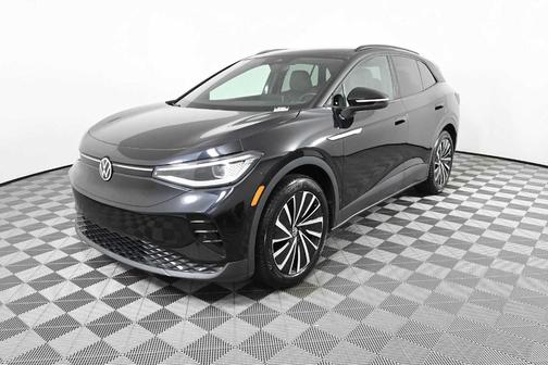 Deep Black Pearl Effect 2024 Volkswagen ID.4 S