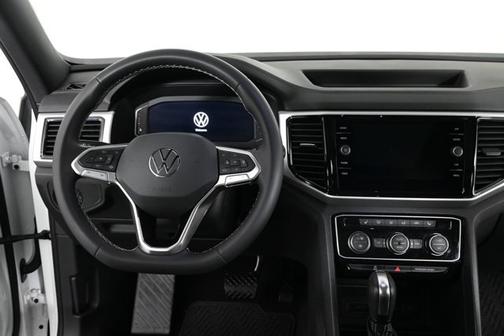 2022 Volkswagen Atlas Cross Sport 3.6 V6 SE w/ Technology