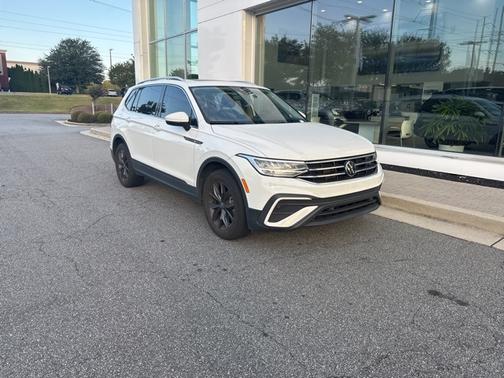 2022 Volkswagen Tiguan 2.0T SE