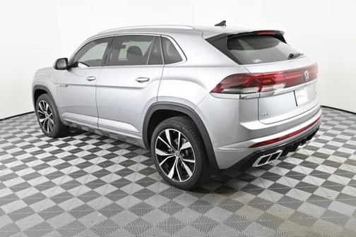 2025 Volkswagen Atlas Cross Sport 2.0T SEL Premium R-Line
