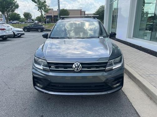 2021 Volkswagen Tiguan 2.0T SE R-Line Black