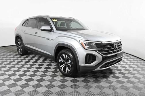 Silver Mist Metallic 2026 Volkswagen Atlas Cross Sport 2.0T SE