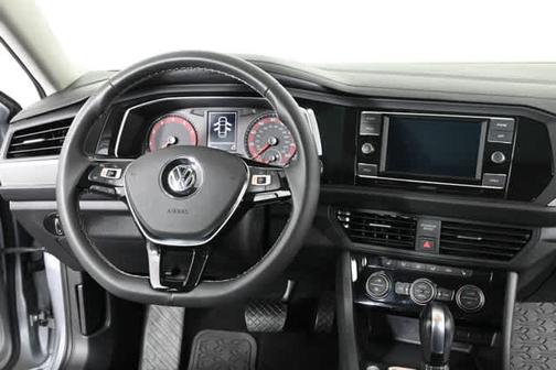 Pyrite Silver Metallic 2021 Volkswagen Jetta 1.4T SE
