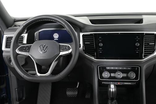 2022 Volkswagen Atlas Cross Sport 2.0T SEL