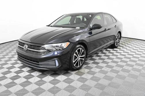 Deep Black Pearl Effect 2023 Volkswagen Jetta 1.5T Sport