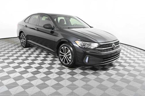 Deep Black Pearl Effect 2023 Volkswagen Jetta 1.5T Sport