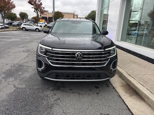 2024 Volkswagen Atlas 2.0T SE w/ Technology