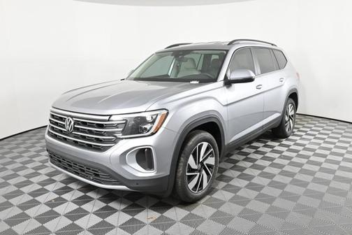 2025 Volkswagen Atlas 2.0T SE w/ Technology