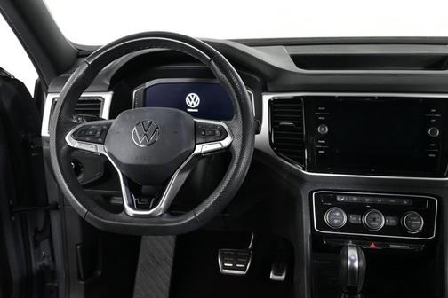 2022 Volkswagen Atlas Cross Sport 3.6 V6 SEL R-Line Black