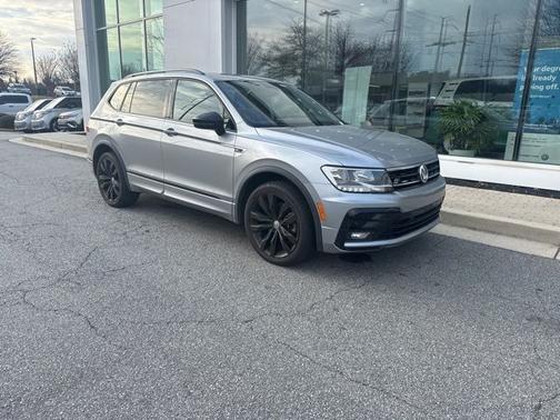 2021 Volkswagen Tiguan 2.0T SE R-Line Black