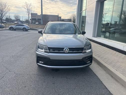 2021 Volkswagen Tiguan 2.0T SE R-Line Black