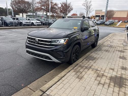 2023 Volkswagen Atlas Cross Sport 3.6 V6 SE w/ Technology
