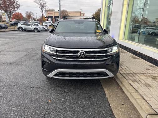 2023 Volkswagen Atlas Cross Sport 3.6 V6 SE w/ Technology