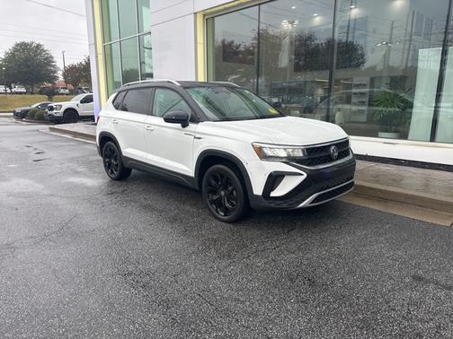 2023 Volkswagen Taos 1.5T SE