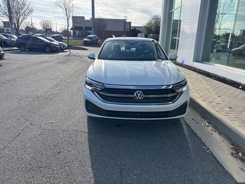 2023 Volkswagen Jetta 1.5T SE