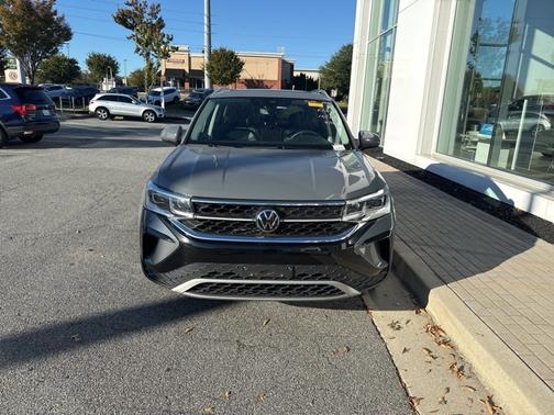 2022 Volkswagen Taos 1.5T SEL