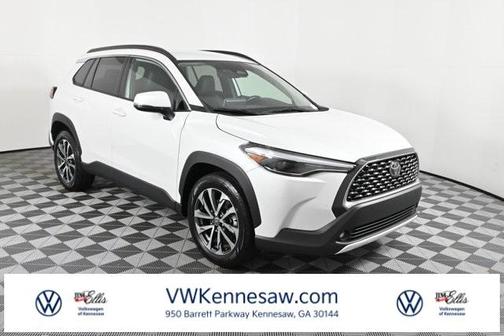 2023 Toyota Corolla Cross XLE