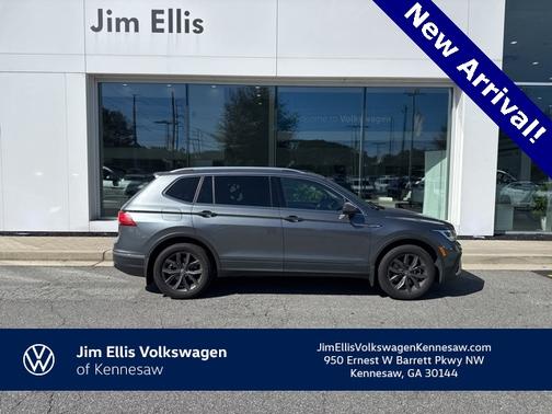 2023 Volkswagen Tiguan 2.0T SE