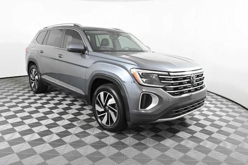 Platinum Gray Metallic 2024 Volkswagen Atlas 2.0T SEL
