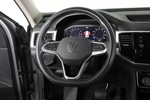 2022 Volkswagen Atlas 3.6L SE w/Technology