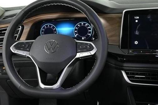 2025 Volkswagen Atlas 2.0T SE