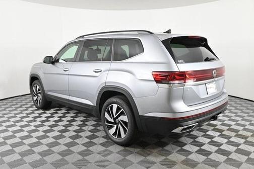 2025 Volkswagen Atlas 2.0T SE