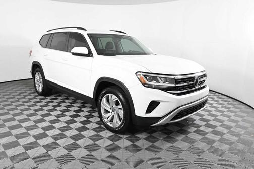 Pure White 2023 Volkswagen Atlas 3.6 SE w/ Technology