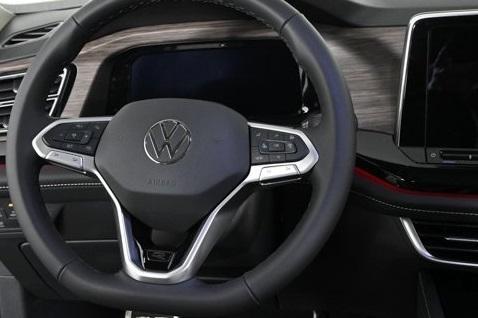 2025 Volkswagen Atlas 2.0T SEL Premium R-Line