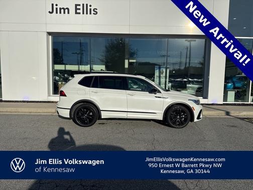 2022 Volkswagen Tiguan 2.0T SE R-Line Black