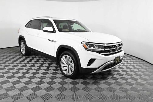 Pure White 2022 Volkswagen Atlas Cross Sport 3.6 V6 SE w/ Technology