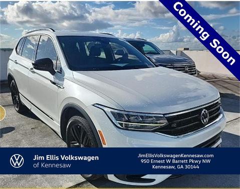 2022 Volkswagen Tiguan 2.0T SE R-Line Black