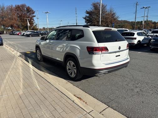 2023 Volkswagen Atlas 2.0T SE w/ Technology