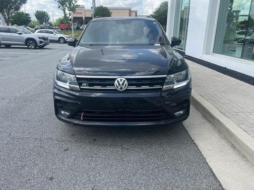 2021 Volkswagen Tiguan 2.0T SE R-Line Black